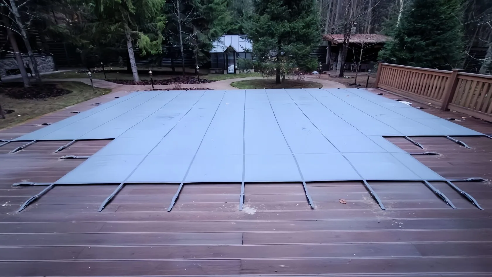 Покрывало для бассейна Laguna Cover Mesh в Дубне